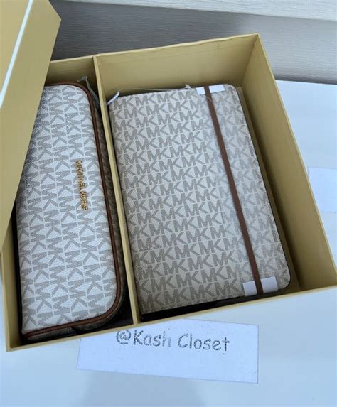 michael kors notebook gift set